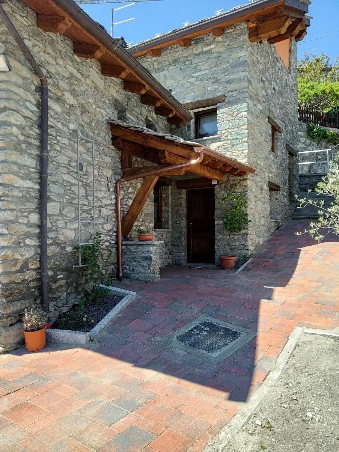 Le Temps Retrouve - Casa Tipica Con Giardino Villa Villeneuve Exteriör bild